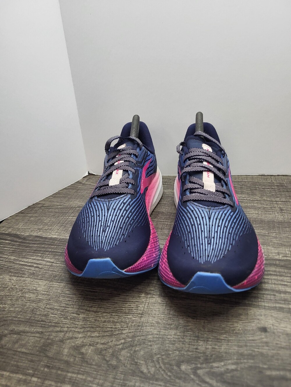 Brooks Hyperion Max Running Shoes Sneakers Blue Pink Women's Size 9 - Picture 4 of 10